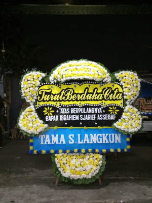 Papan Bunga Duka di Arosbaya
